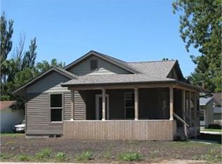 1902 Washington St, Eldora, IA 50627