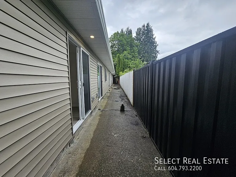 45790 Lewis Ave #2 — Photo 15