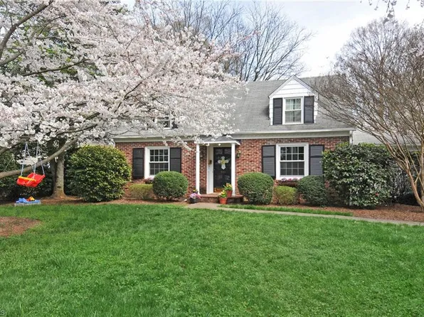 921 Kearns Ave, Winston Salem, NC 27106