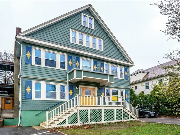 1851 Commonwealth Ave, Boston, MA 02135