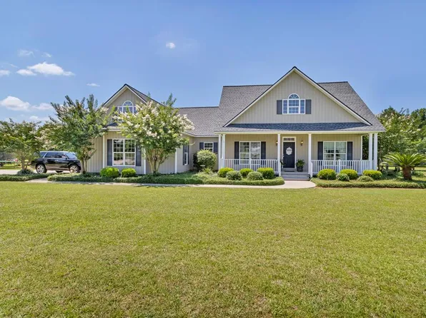 266 Norris Dr, Moultrie, GA 31768
