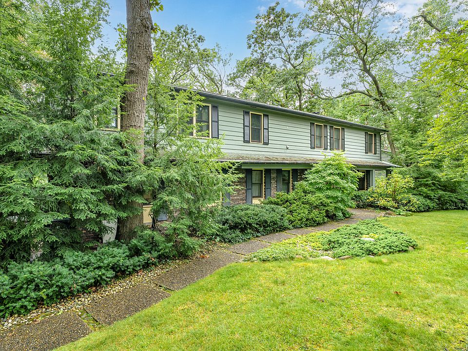 1st image of 5223 Colony Woods Dr