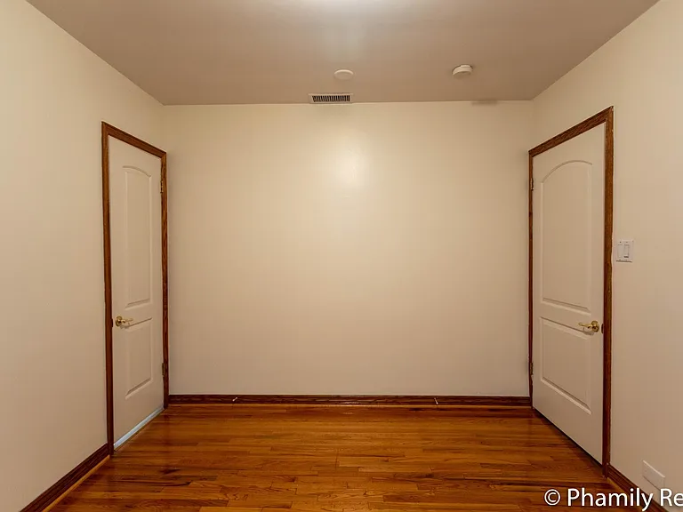 3238 Hempstead Ave — Photo 18