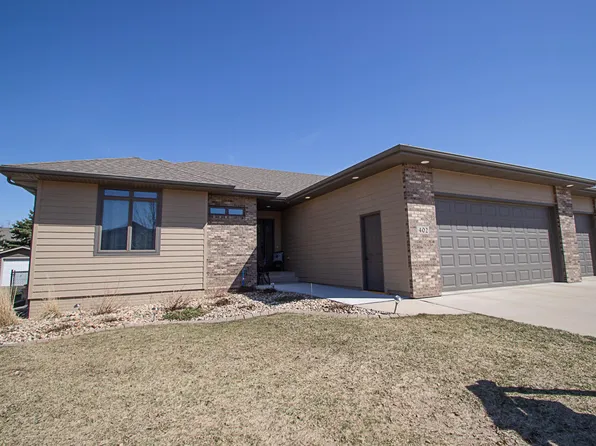 402 Patrick Ave, Hartford, SD 57033