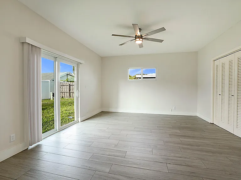 9593 Richmond Cir #- — Photo 11