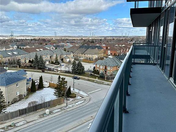 4th image of 10 Gatineau Dr #712
