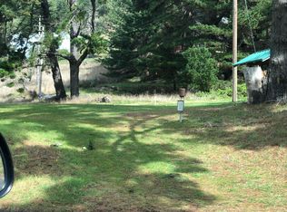 1630 Upper Pacific Dr, Whitethorn, CA 95589