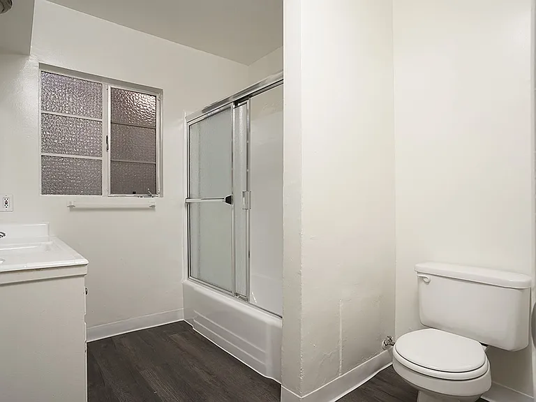 132 N Sinclair Ave — Photo 12