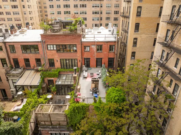 3 East 9th Street 3 EAST 9TH ST TOWNHOUSE image 3 of 24