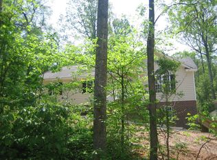 9611 Greenleaf Ln, Richmond, VA 23235