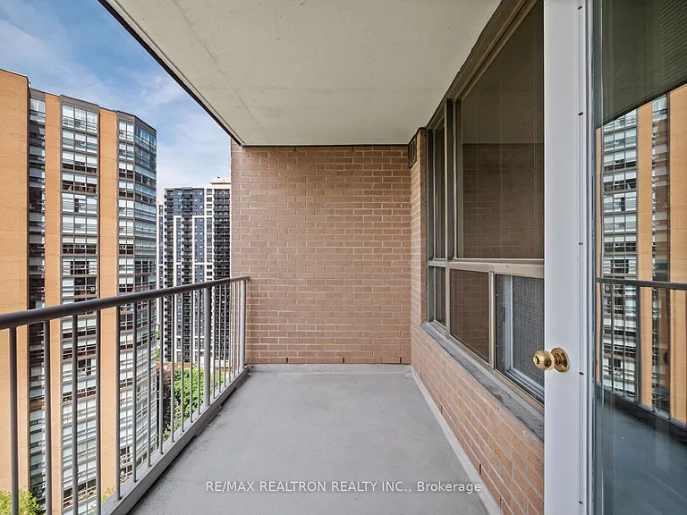 100 Upper Madison Ave #1709 — Photo 26