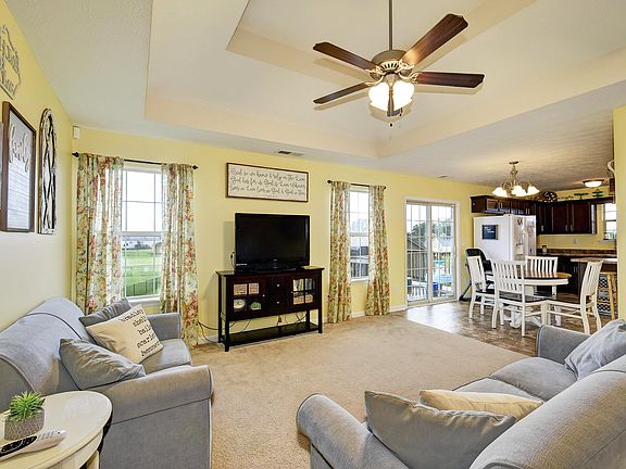 3rd image of 391 Gentry Crossings Blvd