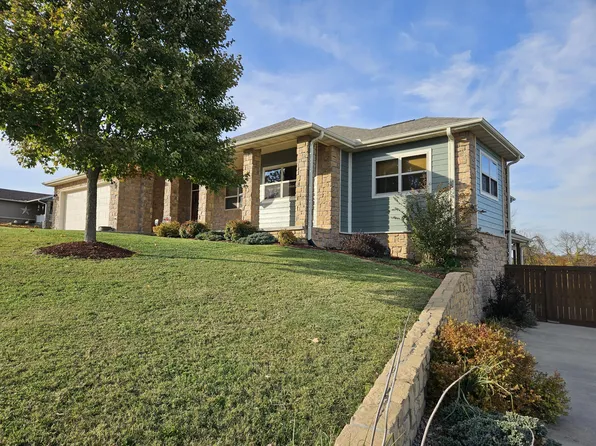1107 Lake Road Drive, Cassville, MO 65625