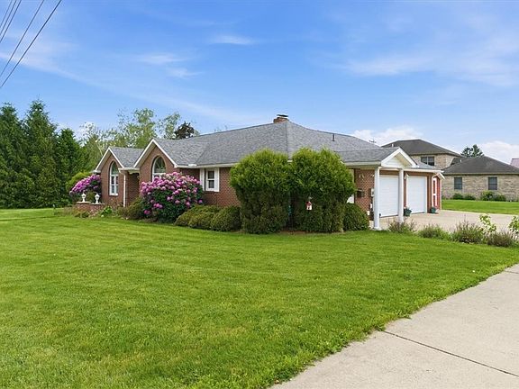 2nd image of 27 Miller Dr
