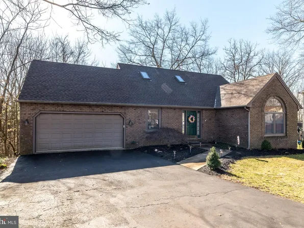 34 Creekview Dr, Perkasie, PA 18944