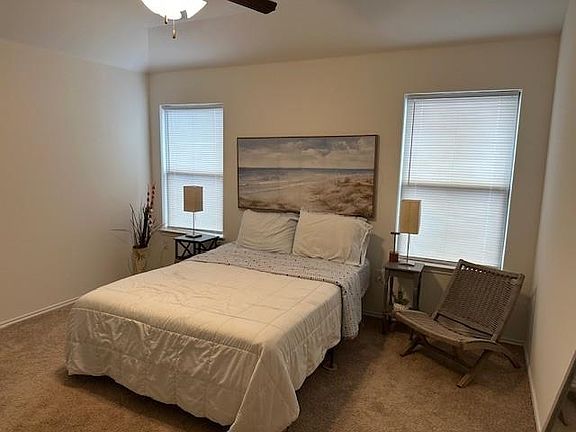 4th image of 200 Hilldale