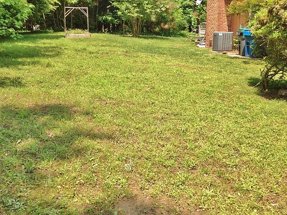 3rd image of 107 Southpoint Dr