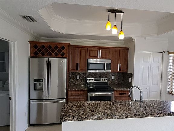 3rd image of 4955 Windward Way