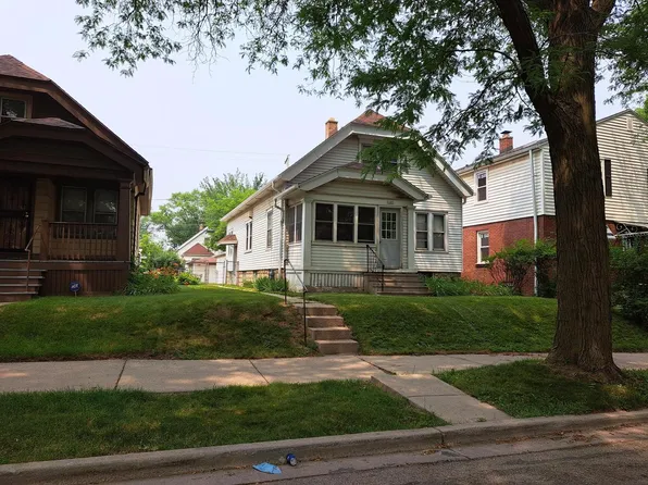 3287 North 36th STREET, Milwaukee, WI 53216