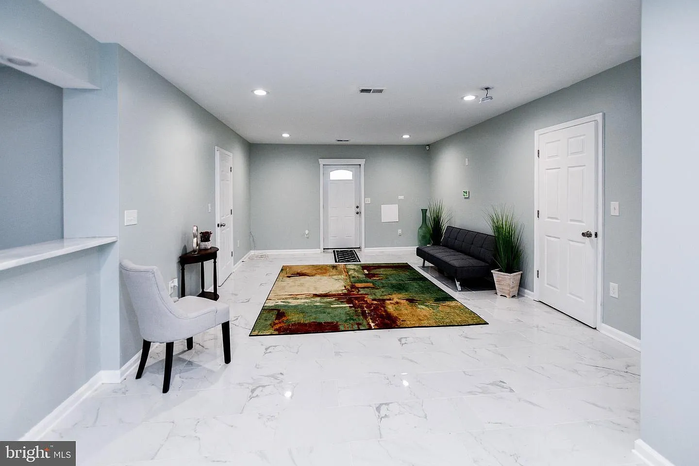 3 bed, 1700 sqft, $2,515 — Photo 4