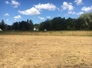 9550 Wehrle Dr, Clarence, NY 14031