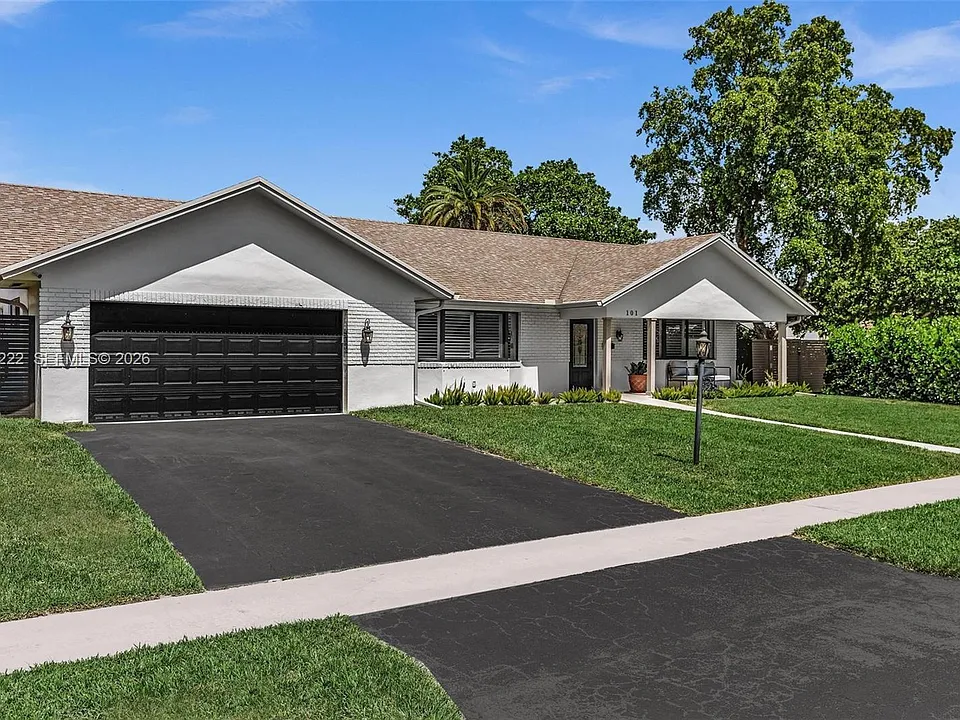 101 El Dorado Pkwy