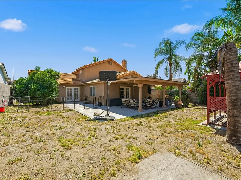 1505 Canterbury Cir — Photo 41