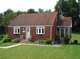 366 Streets Run Rd, Pittsburgh, PA 15236