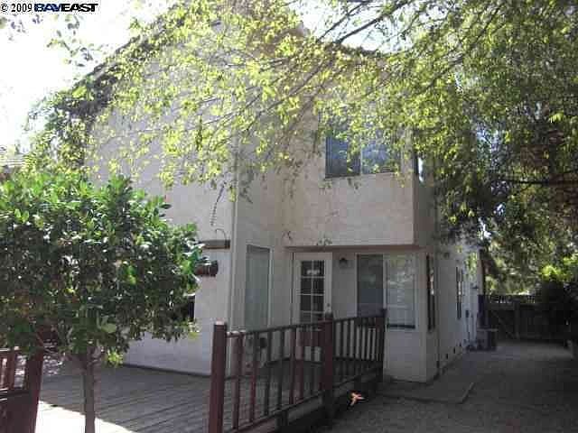 1st image of 3125 Almondridge Dr