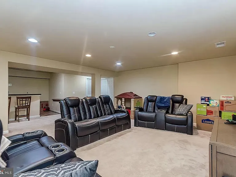 113 Setting Sun Ct — Photo 41