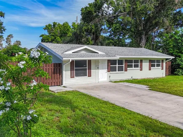 2105 N Allendale Ave, Sarasota, FL 34234