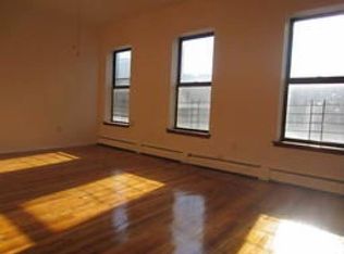 41 W 126th St, New York, NY 10027