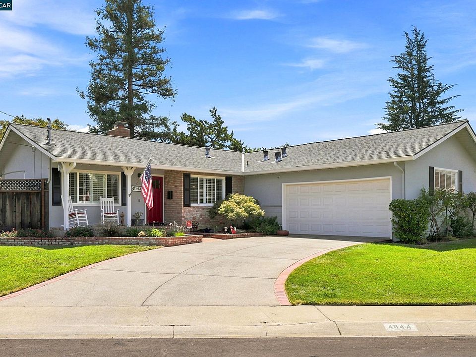 1st image of 4044 Poplar Ave