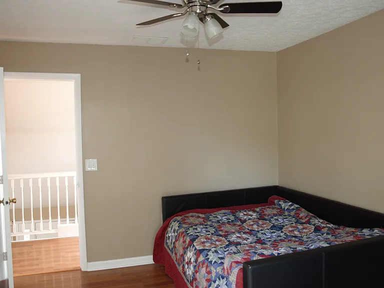 9215 Industrial Pkwy — Photo 10