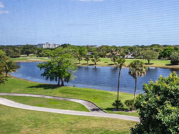 2nd image of 804 Cypress Boulevard #506