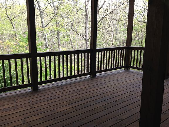 5th image of 650 Chinquapin Dr