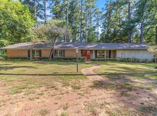 608 Peach Orchard Rd, Longview, TX 75603