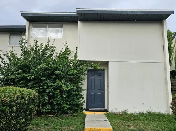 1155 Longfellow Rd, Sarasota, FL 34243