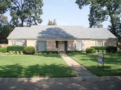 1st image of 110 Wildwood Dr
