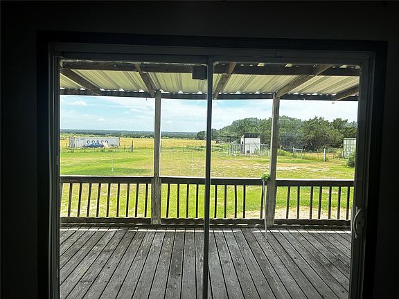 5th image of 389 County Road 1281