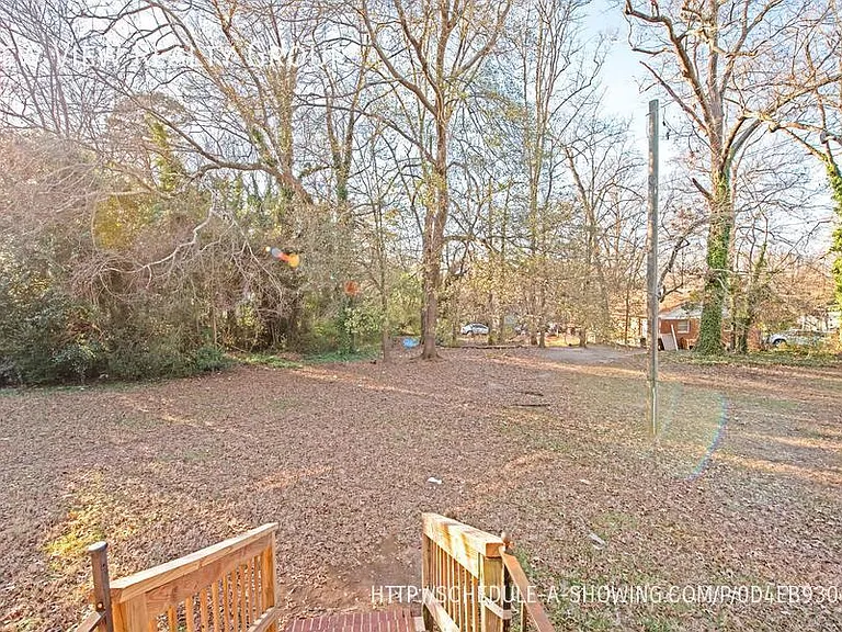 321 Hamilton Dr NE #1 — Photo 15