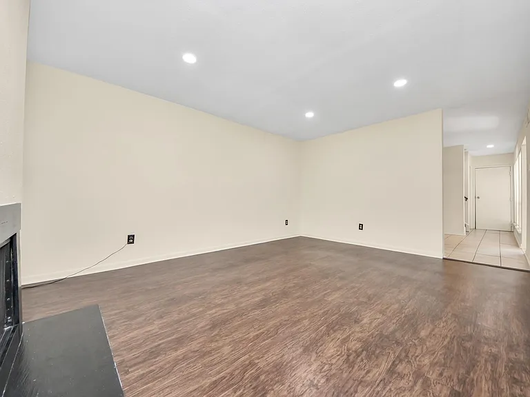 9001 Imogene St #A — Photo 4