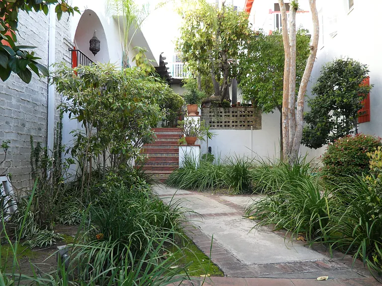 1322 Miller Dr — Photo 16