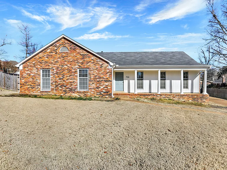 7126 Kings Castle Cv — Photo 32