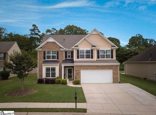 34 Kelsey Glen Ln, Simpsonville, SC 29681