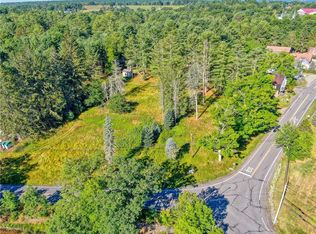 9 County Road 116, Lake Huntington, NY 12752
