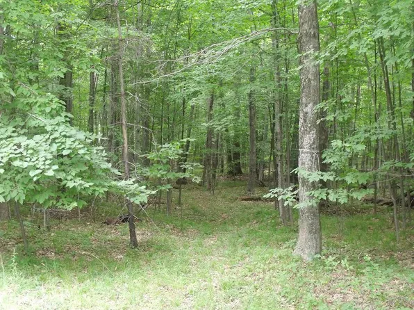 8948 S Highland Rd, Fish Creek, WI 54212