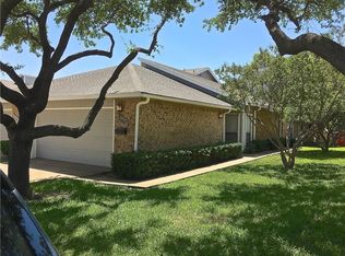 2107 Country Villa Dr, Carrollton, TX 75006