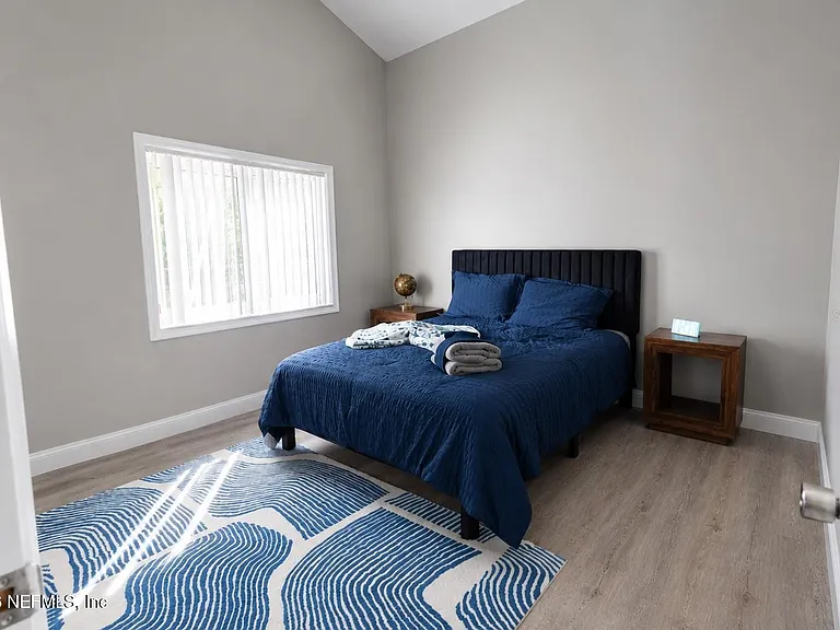 10 Falls Pl — Photo 29