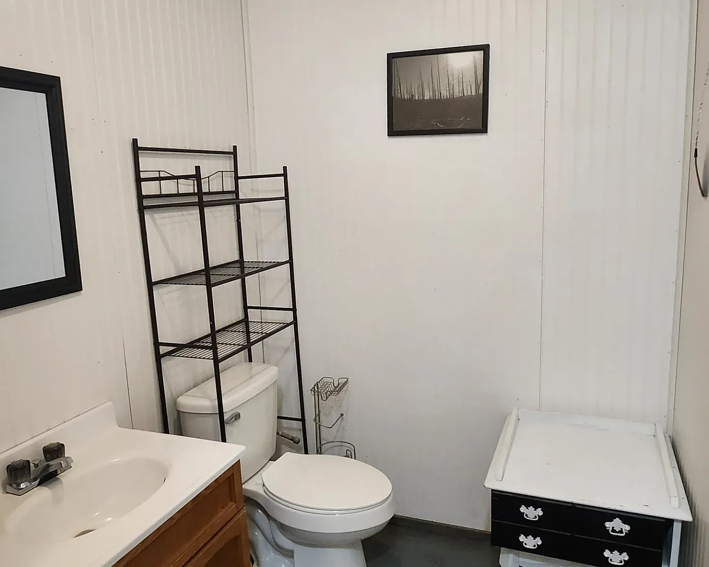 3 bed, 700 sqft, $1,175 — Photo 2